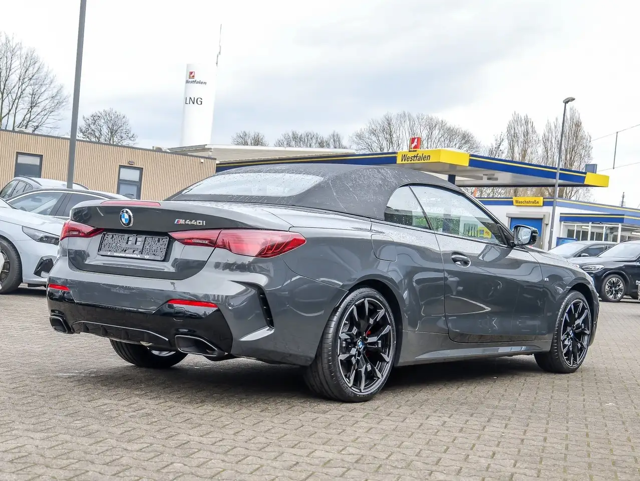 BMW 440 M440i xDrive Sportpaket Pro Sitzbelü DA Prof PA Pr 2