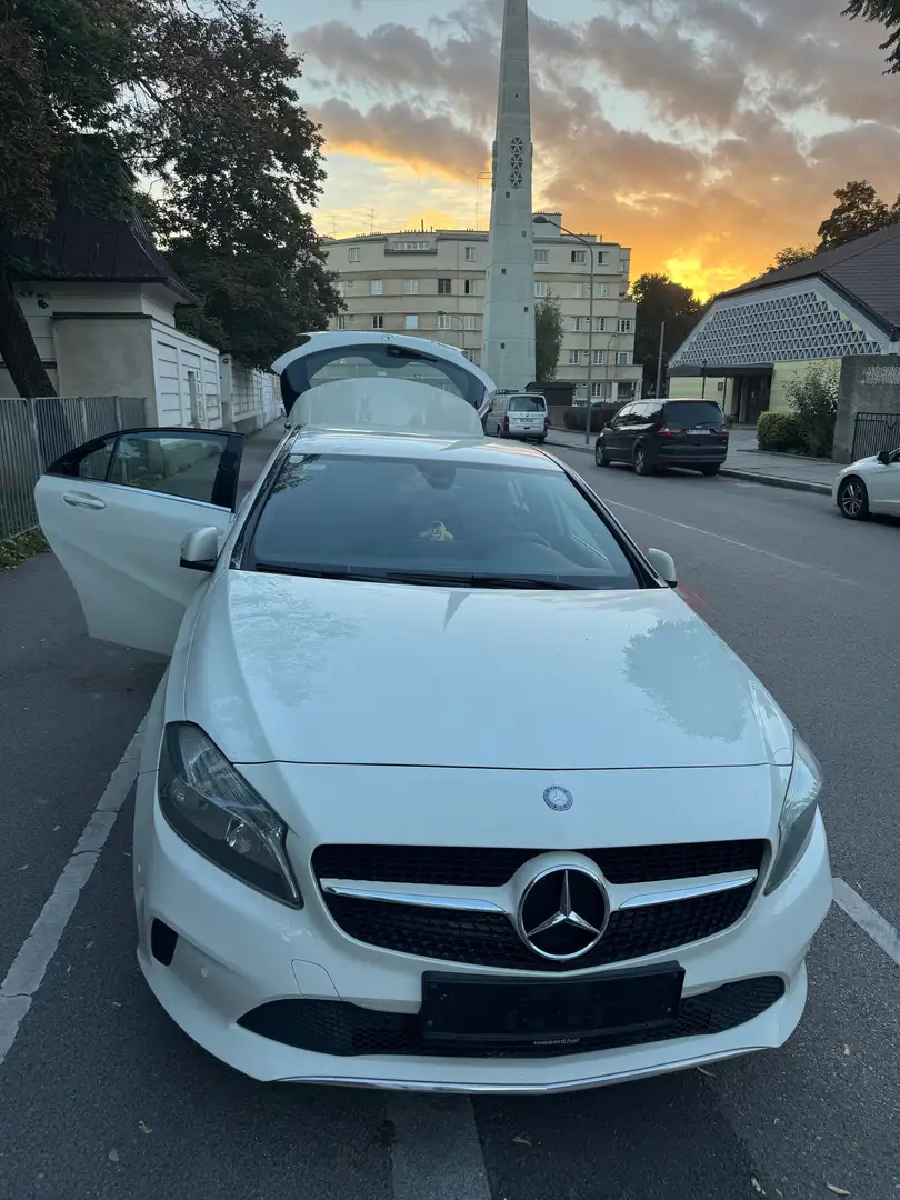 Mercedes-Benz A 180 A 180 d Weiß - 2