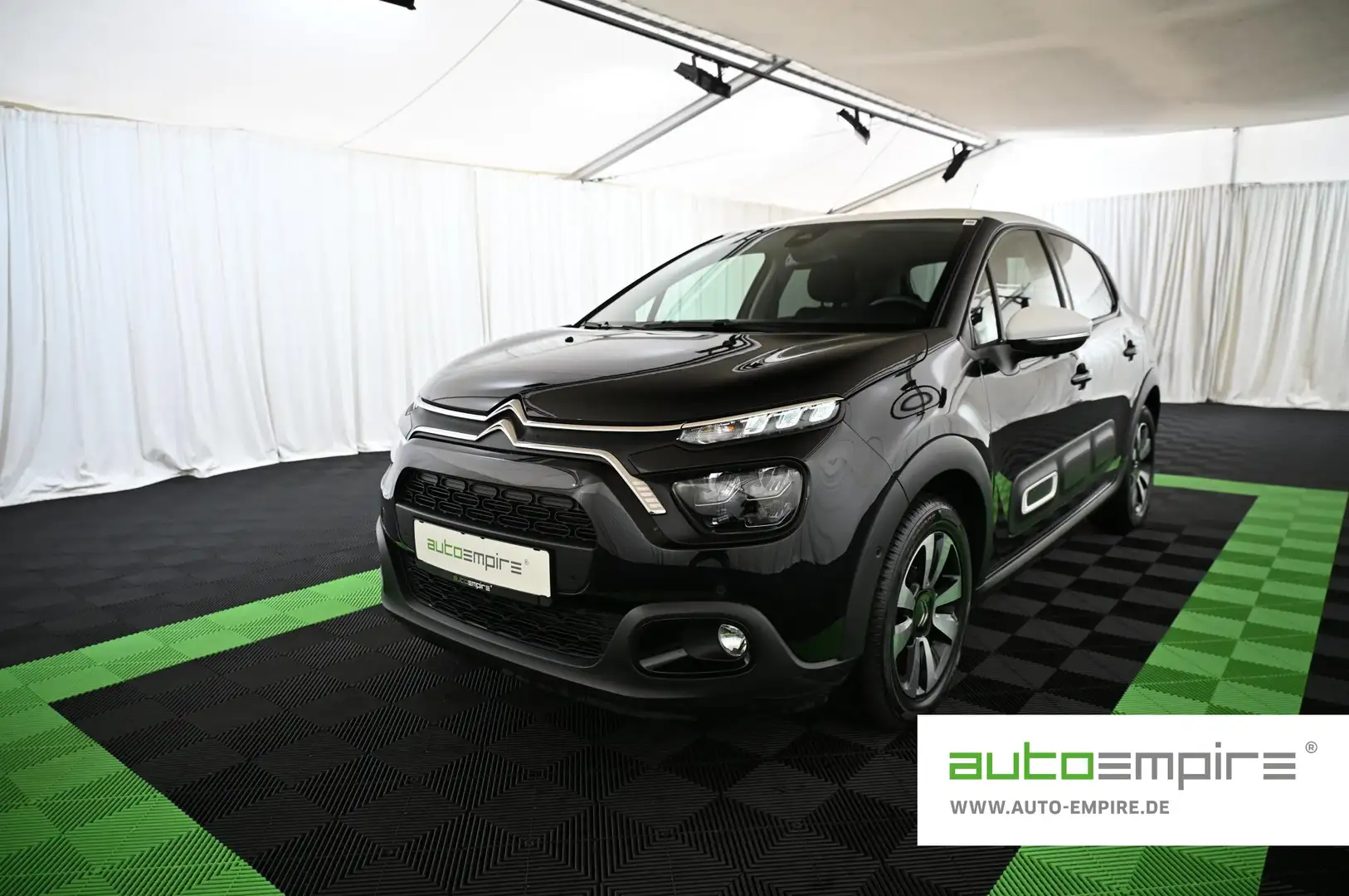 Citroen C3 1.2 PT 110 Shine LED/SAFETY/T-WINKEL/KEYL/16 Schwarz - 1