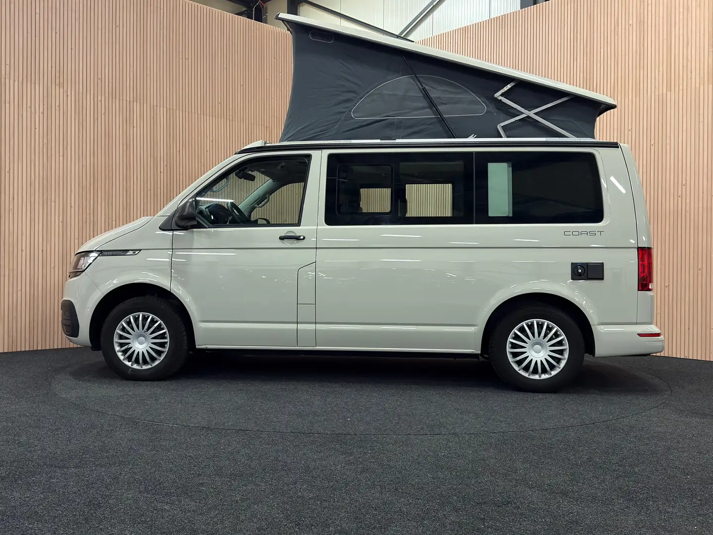 Volkswagen T6.1 California California T6.1 DSG Coast|Campervan in nieuwstaat! - 2