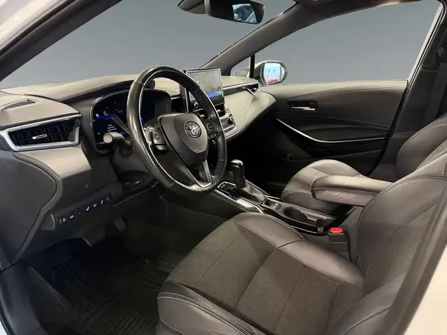 Toyota Corolla view 9