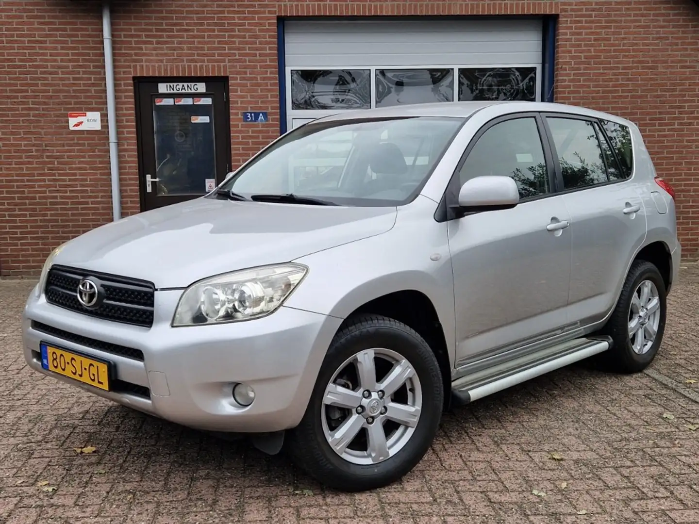 Toyota RAV 4 2.0 VVT-i 4WD Linea Sol 5-drs NL-auto Clima/Airco Grijs - 1