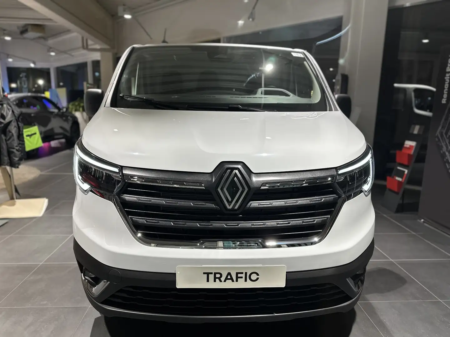 Renault Trafic Business+ L1H1 3,0t dCi 130 PS Wit - 2