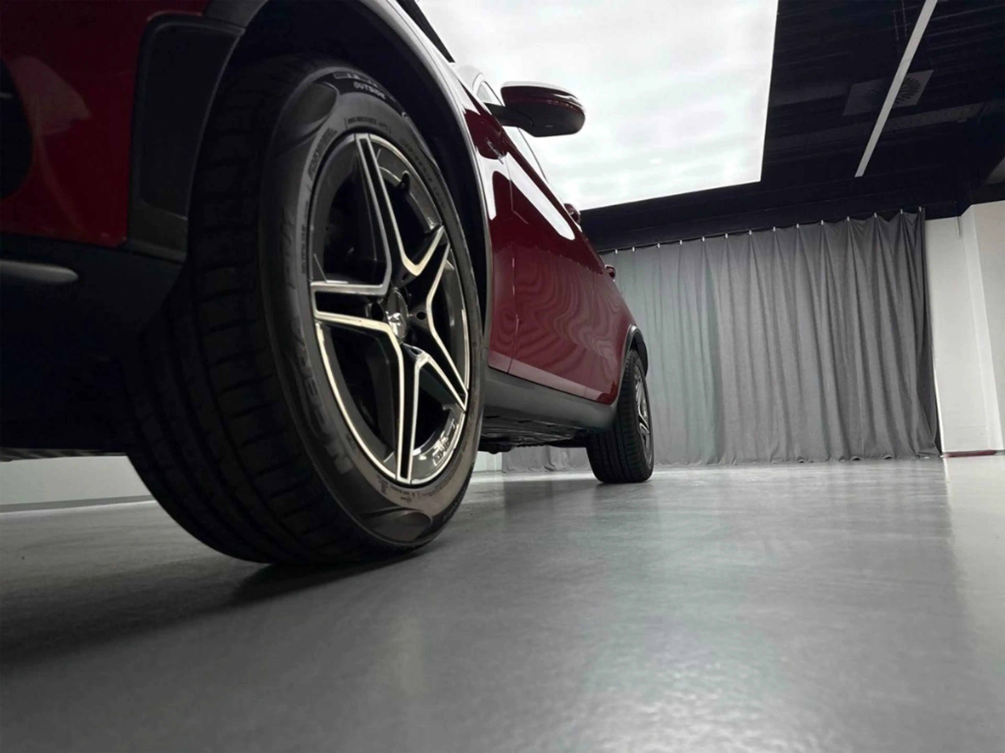 Mercedes-Benz GLC 43 AMG 4Matic Hyazinthrot AHK Junge Sterne — photo 11