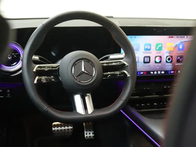 Mercedes-Benz Cla view 10