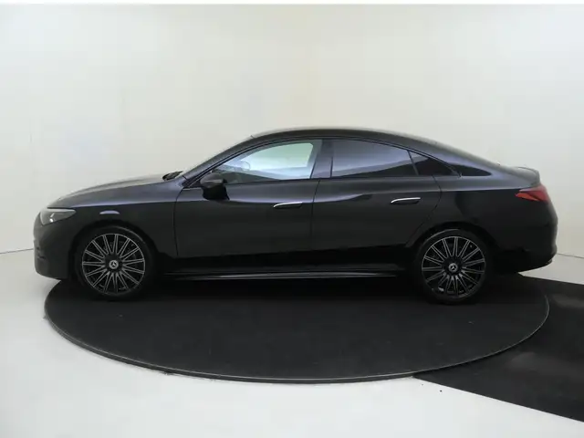 Mercedes-Benz Cla view 8