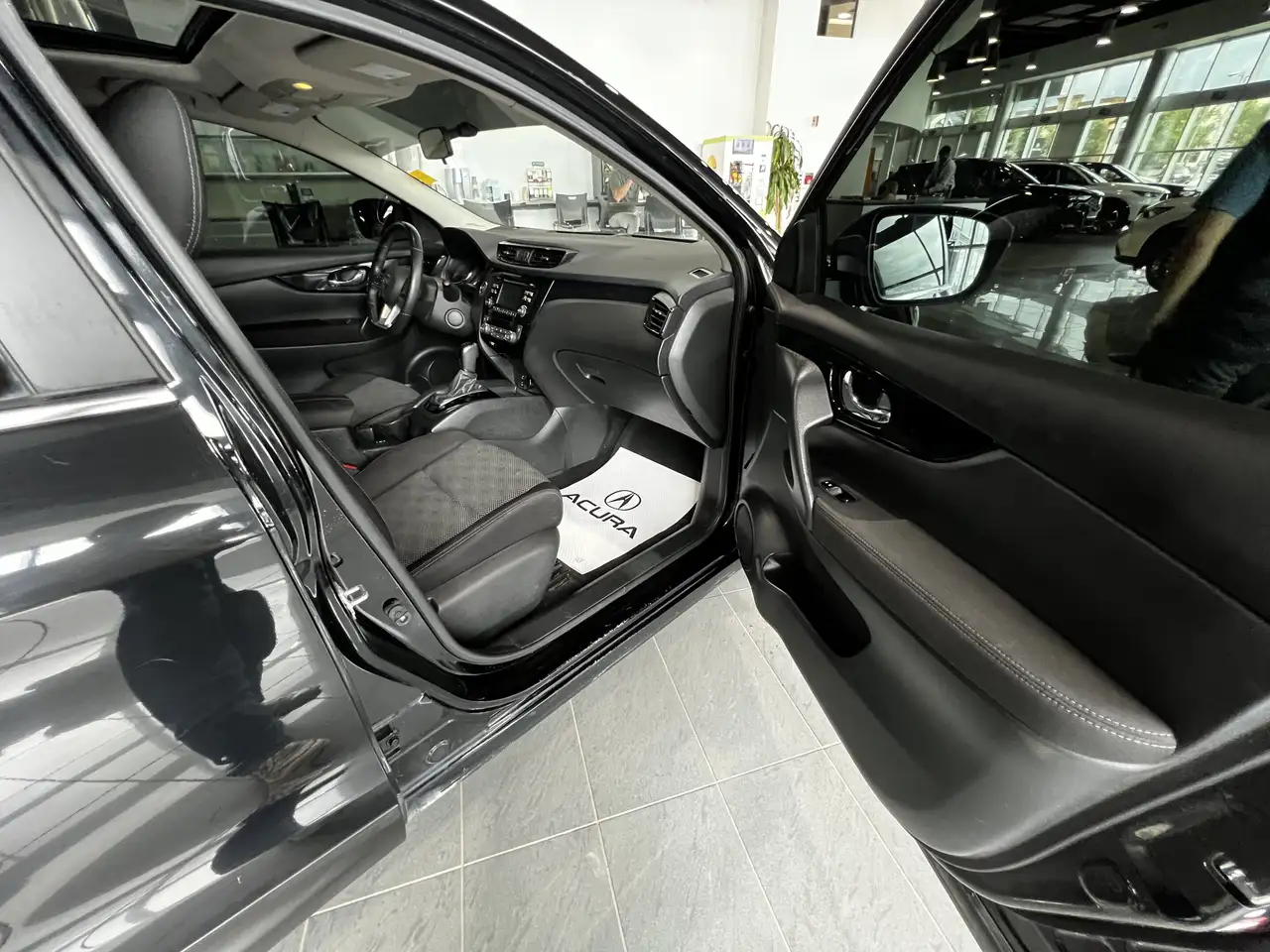 Nissan Qashqai снимка Nissan Qashqai