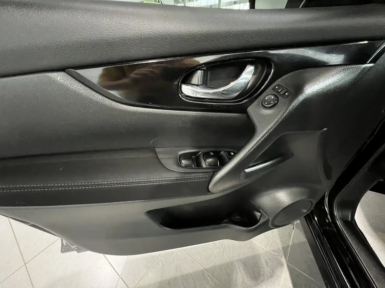 Nissan Qashqai снимка Nissan Qashqai