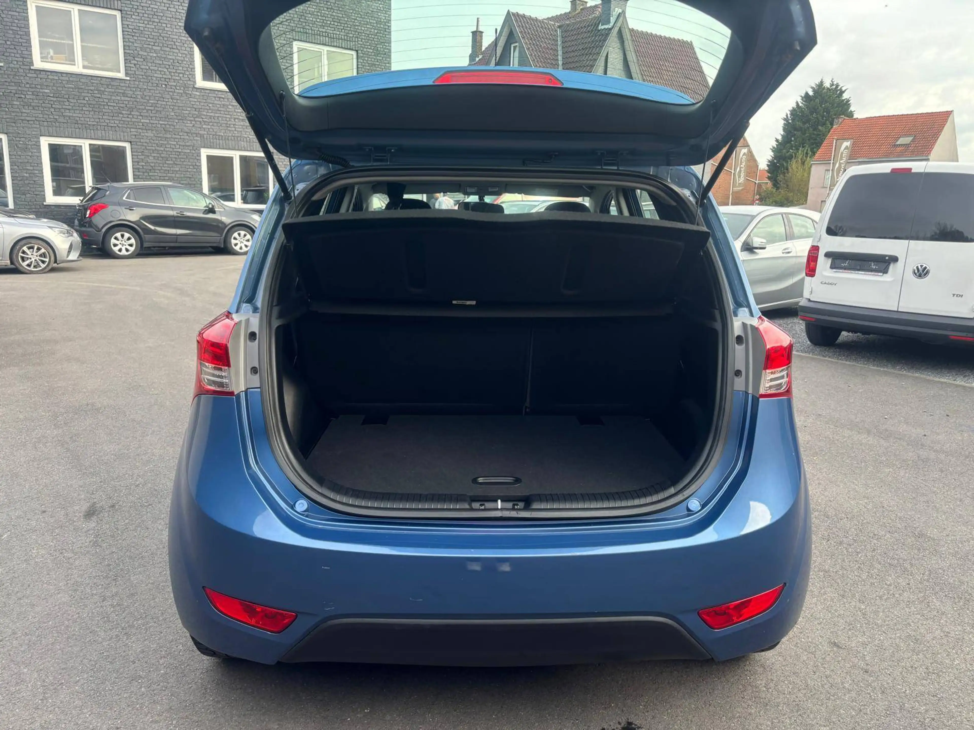 Hyundai iX20 1.4i Pop*NAV BLUETH USB AIRCO 1JAAR GARANTIE Eu6b — photo 9