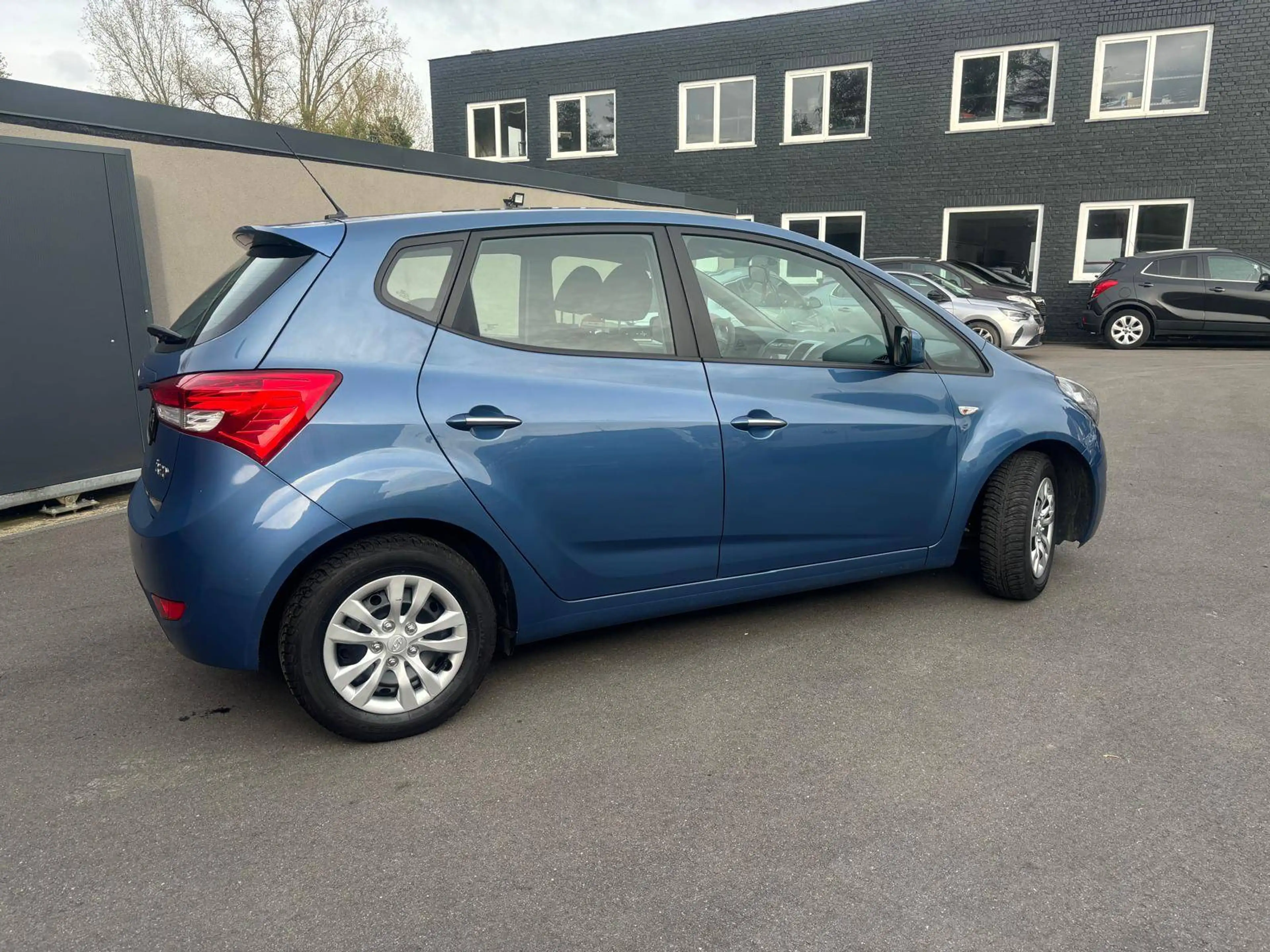 Hyundai iX20 1.4i Pop*NAV BLUETH USB AIRCO 1JAAR GARANTIE Eu6b — photo 5