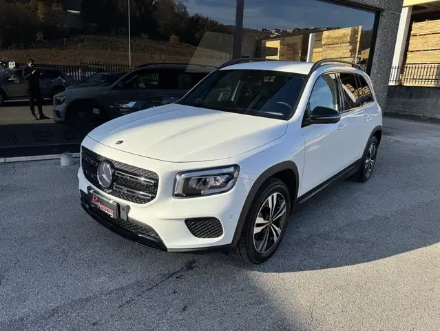 Mercedes-Benz GLB 200 GLB 200 d Sport Plus auto