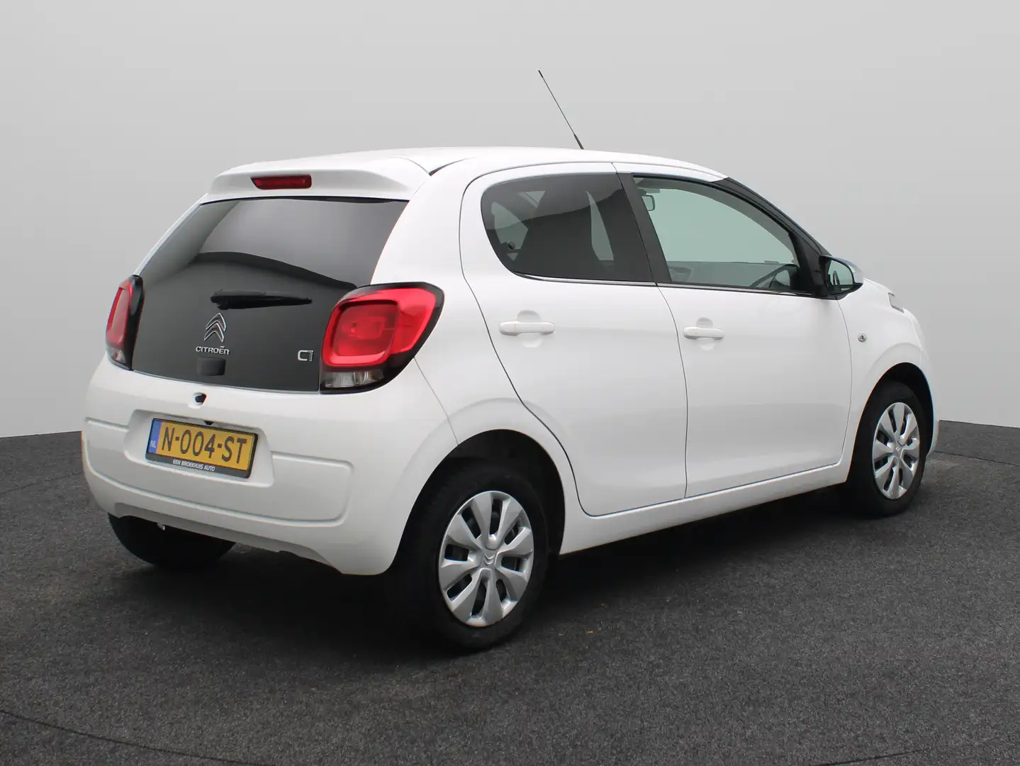 Citroen C1 1.0 VTi Feel | Achteruitrijcamera | Airco | Apple Wit - 2