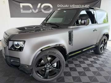 Defender 90 D250 MHEV BVA8 X-Dynamic SE
