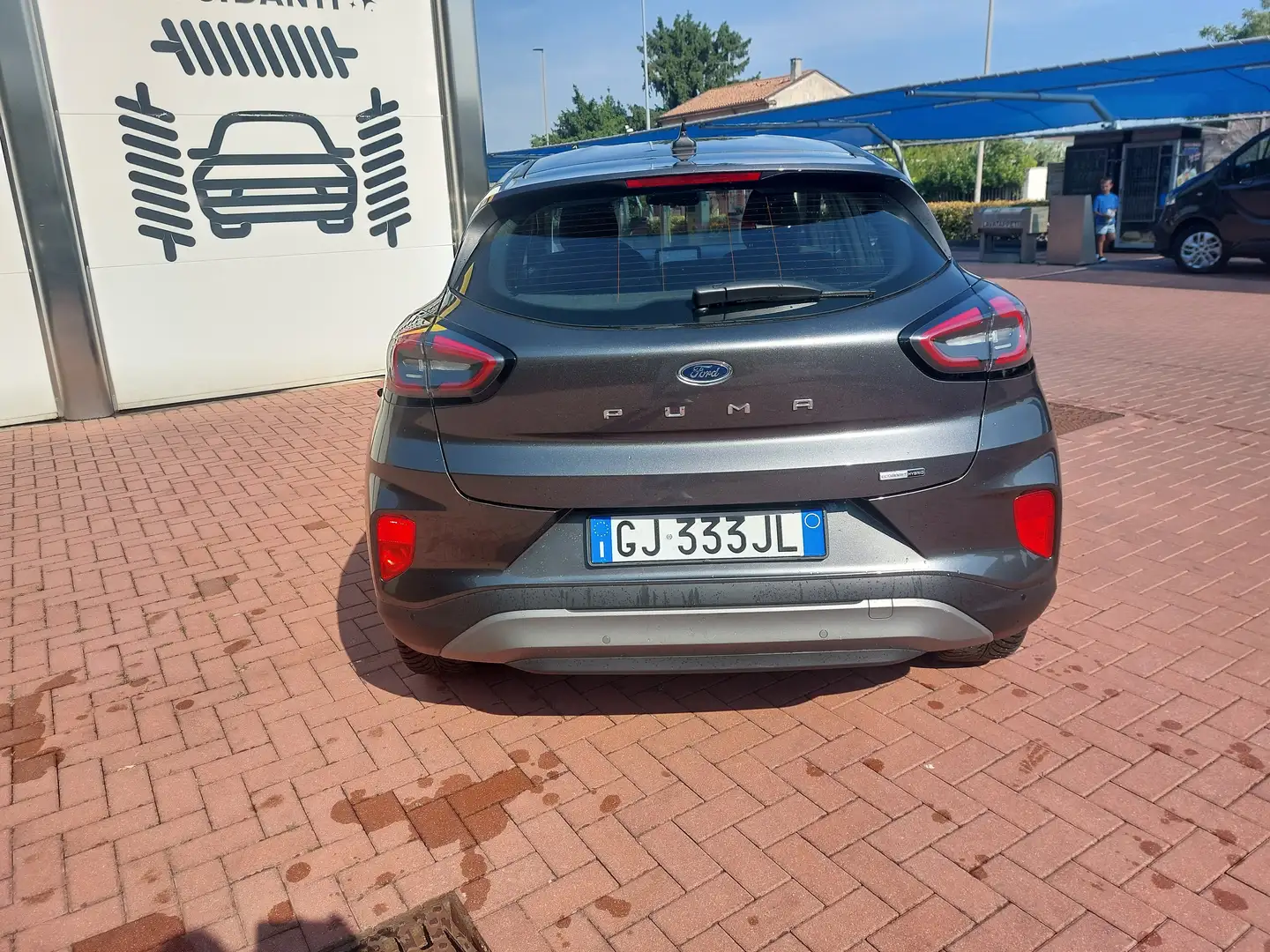 Ford Puma 5P / SUV 1.0 ECOBOOST HYBRID 125CV TITANIUM SeS Grigio - 2
