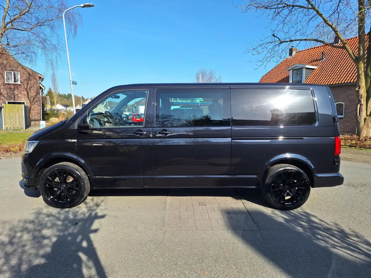 Volkswagen Transporter Caravelle 2.0 TDI LANG DC|150 PK|DSG|LED|LEDEREN B Negro - 2