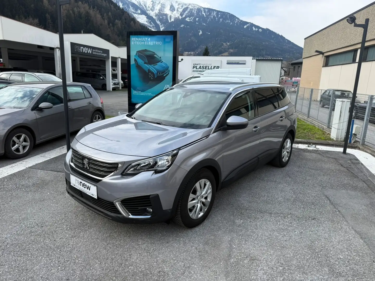 Peugeot 5008 Peugeot 5008 Grau - 1