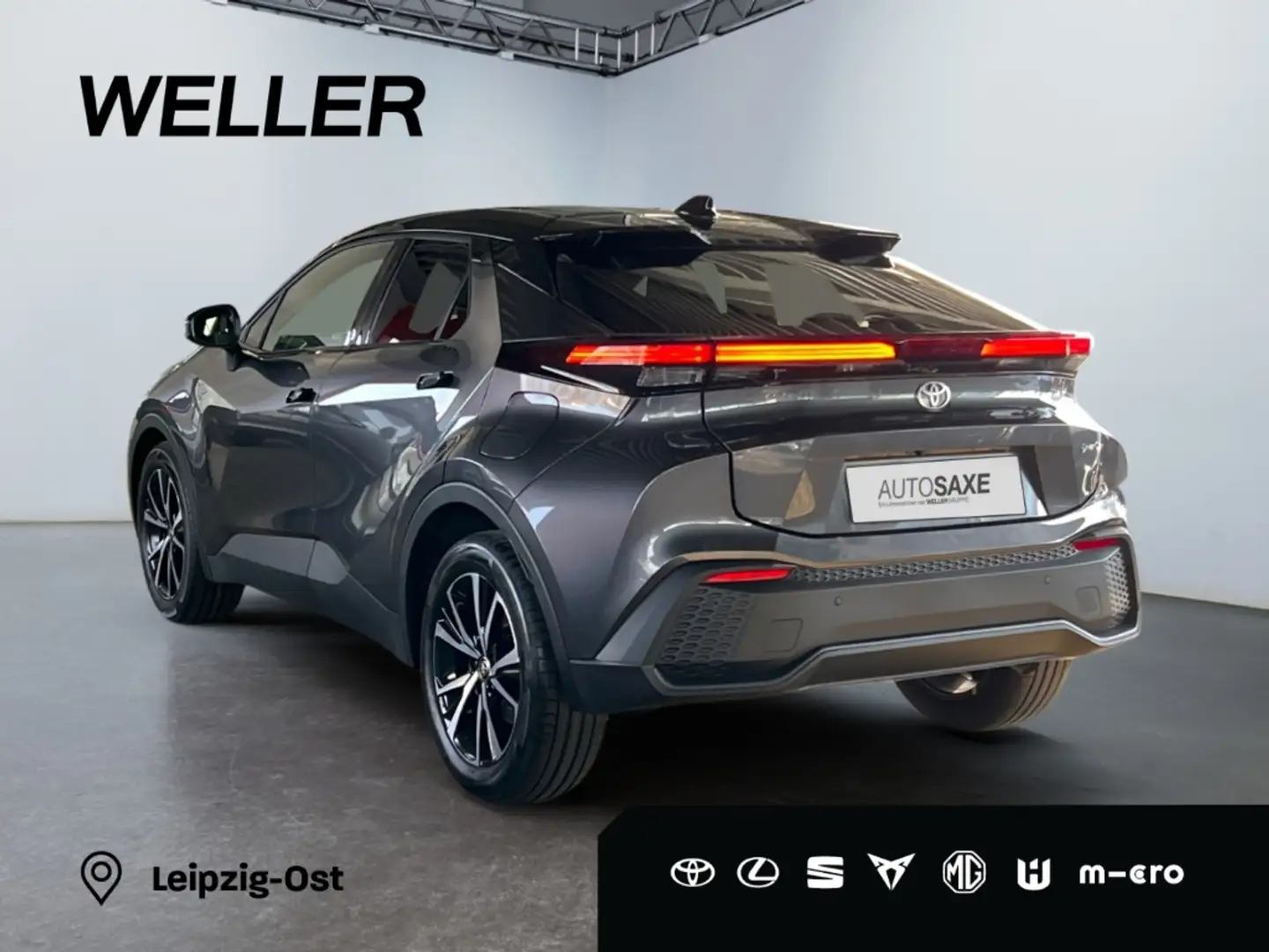 Toyota C-HR 1.8 Hybrid Team D *LED*ACC*Kamera*Navi*SHZ* Grijs - 2