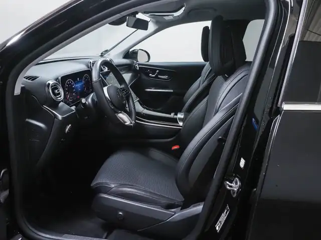 Mercedes-Benz GLC view 9