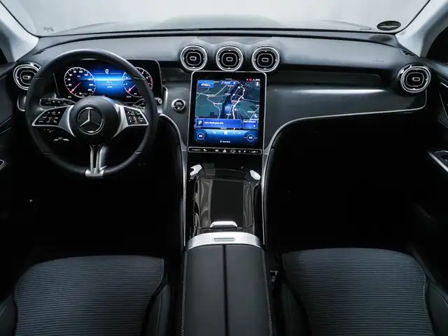 Mercedes-Benz GLC view 6