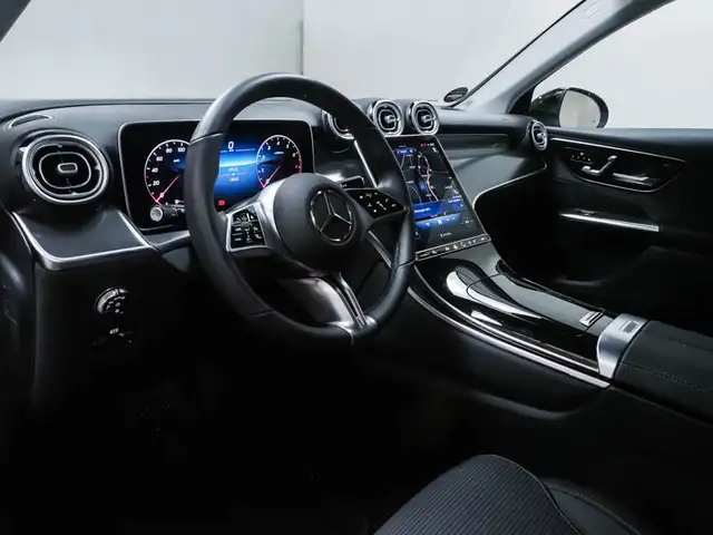 Mercedes-Benz GLC view 8