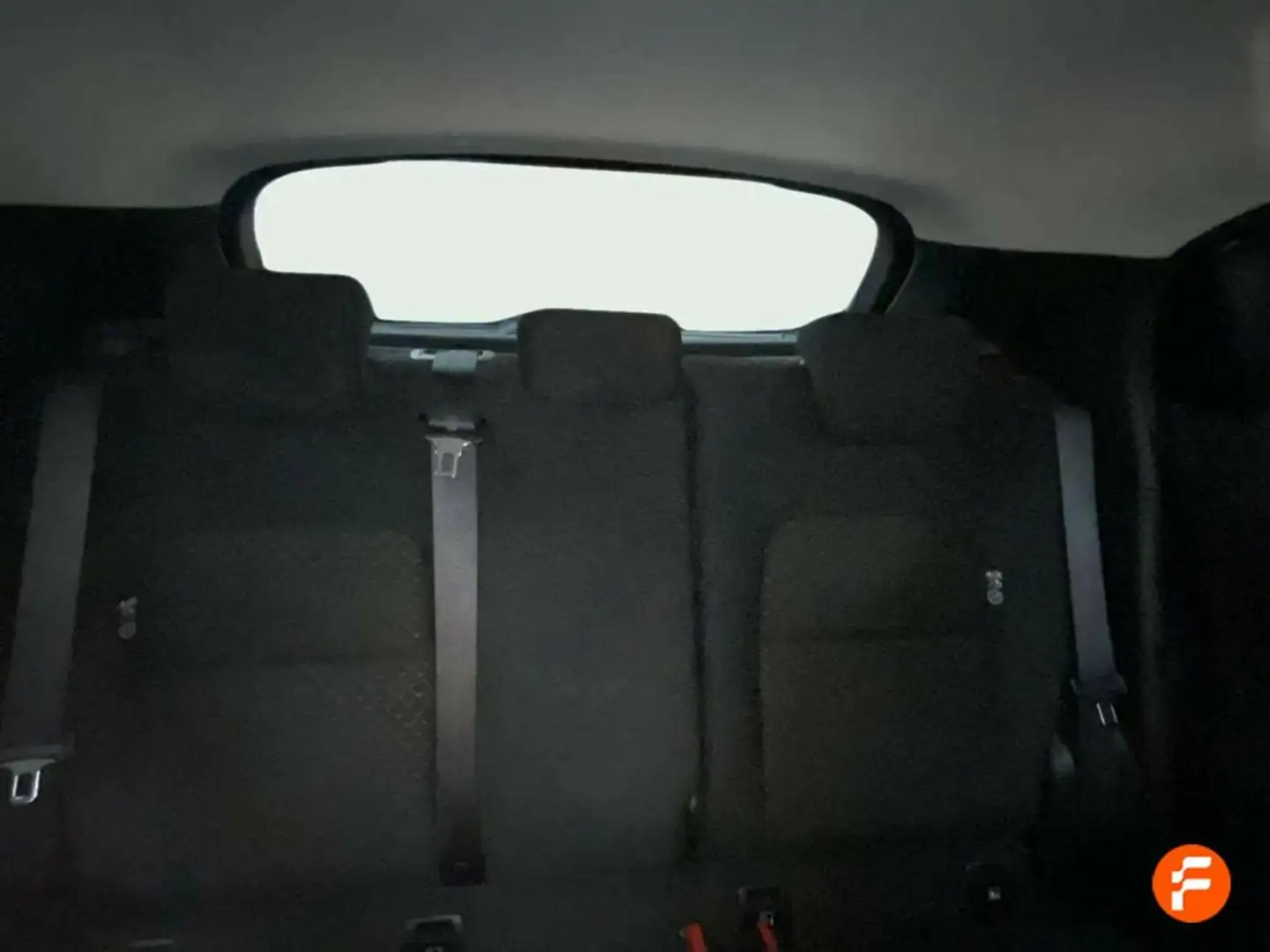 Nissan Juke DIG-T 84 kW (114 CV) 6M/T Acenta Jaune - 2