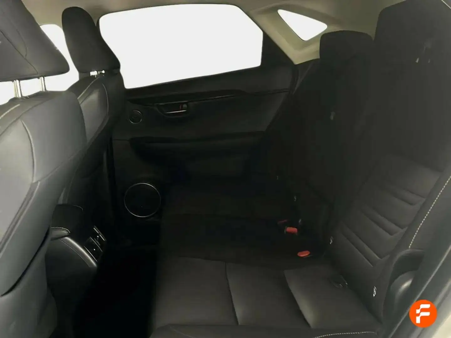 Lexus NX 300h 2.5 Business Navigation 2WD Blanco - 2