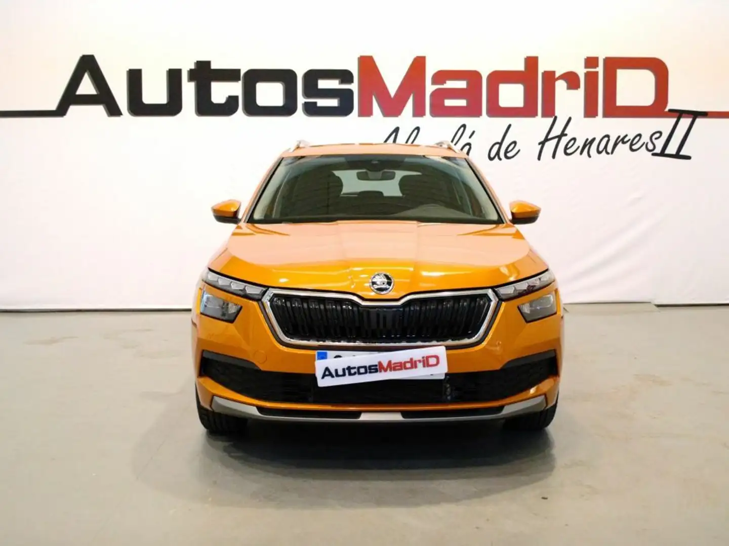 Skoda Kamiq 1.0 TSI 81kW (110CV) AMBITION Orange - 2