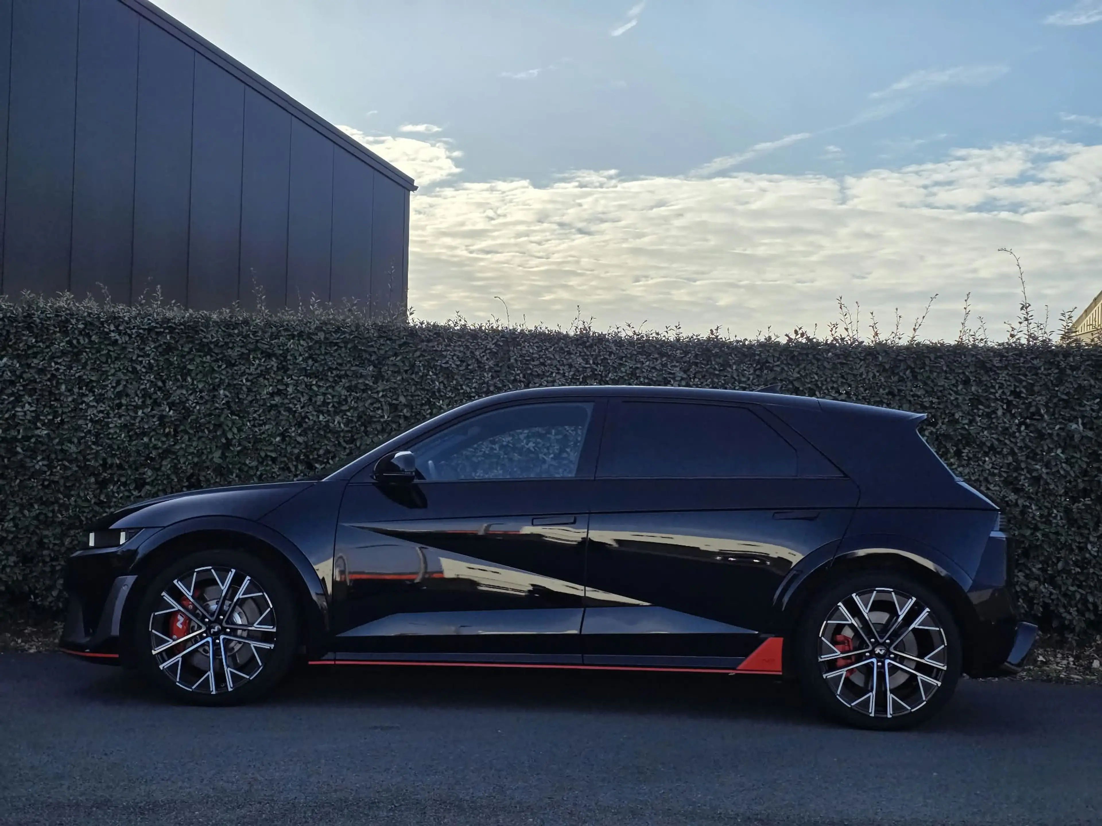 Hyundai IONIQ 5 N EV PANO 84 KWH 641 AWD — photo 4