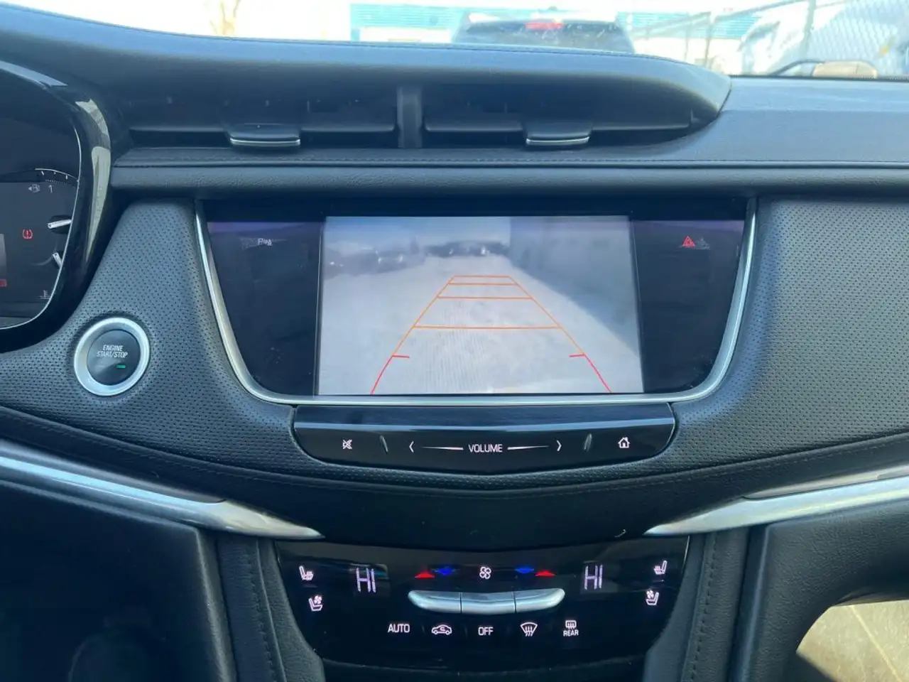 Cadillac XT5 снимка Cadillac XT5