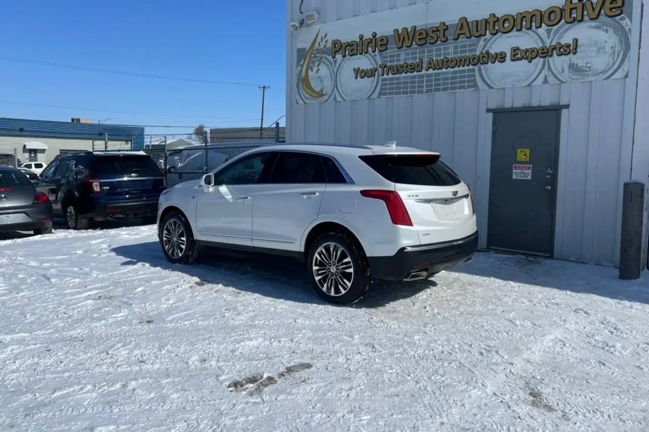 Cadillac XT5 снимка Cadillac XT5