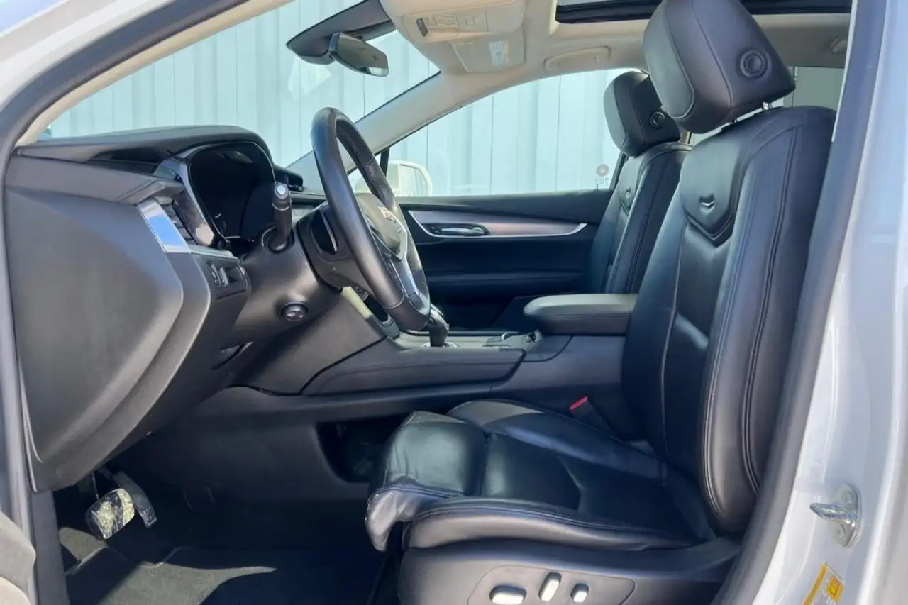 Cadillac XT5 снимка Cadillac XT5