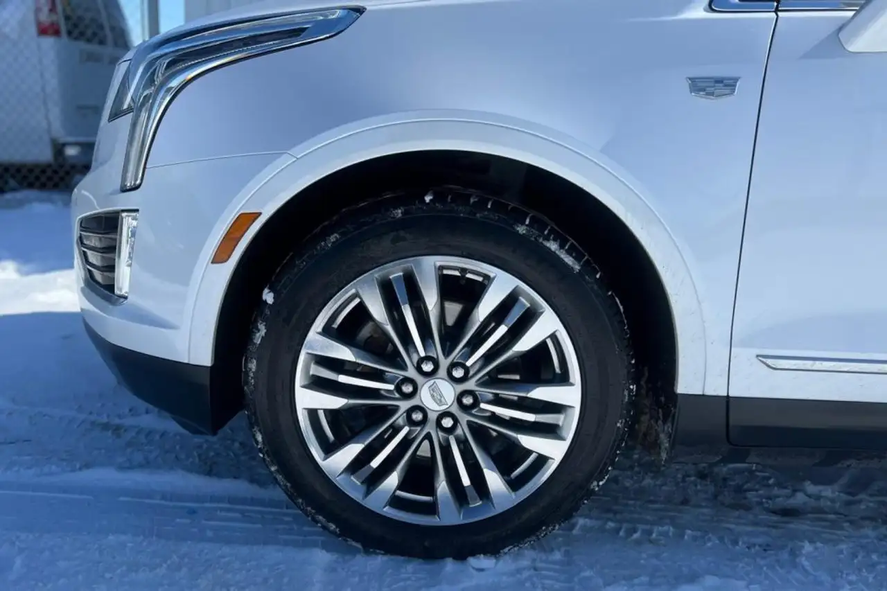 Cadillac XT5 снимка Cadillac XT5