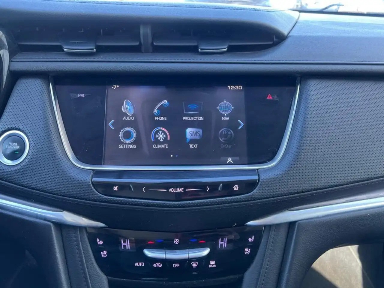 Cadillac XT5 снимка Cadillac XT5
