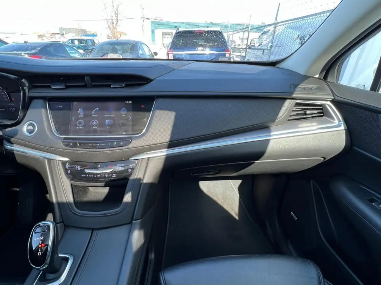 Cadillac XT5 снимка Cadillac XT5