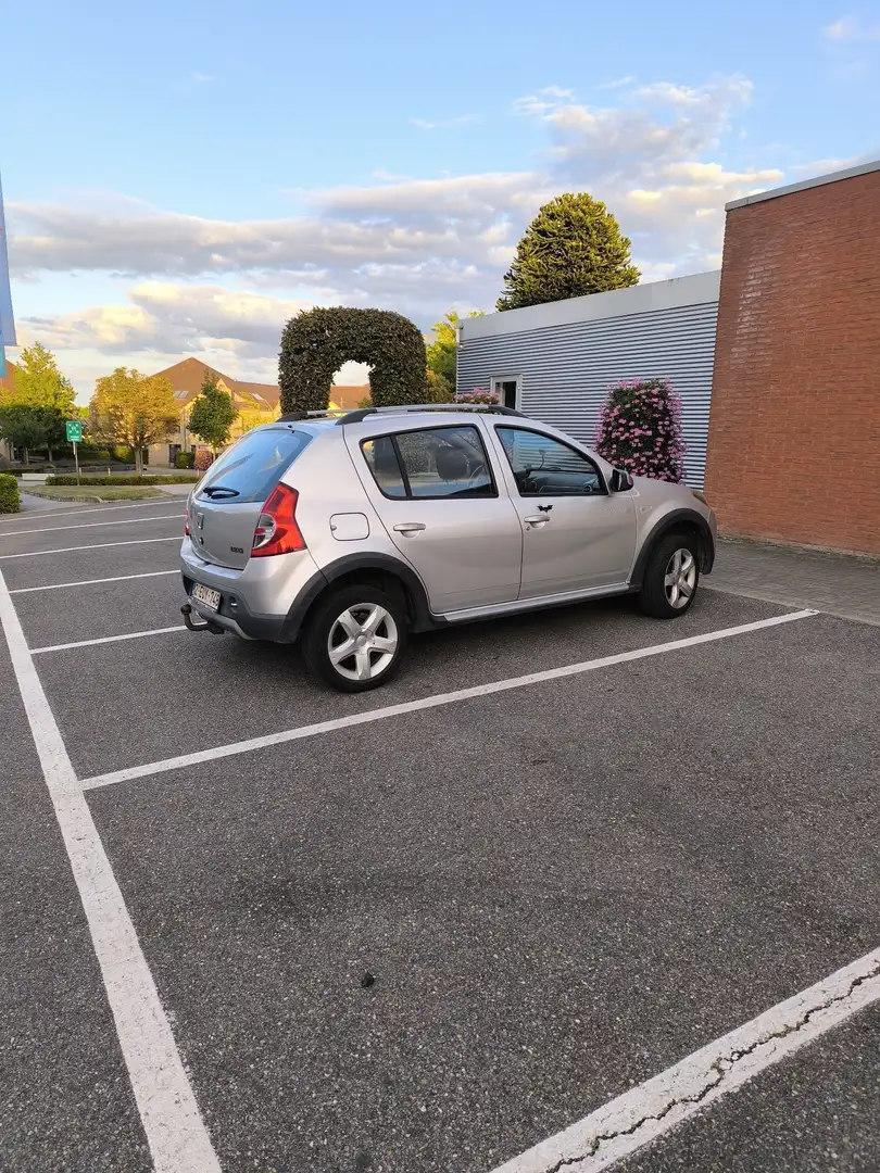 Dacia Sandero 1.5 dCi Stepway - 1
