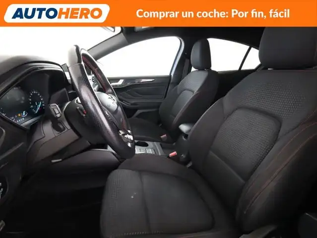 Ford Focus view 11