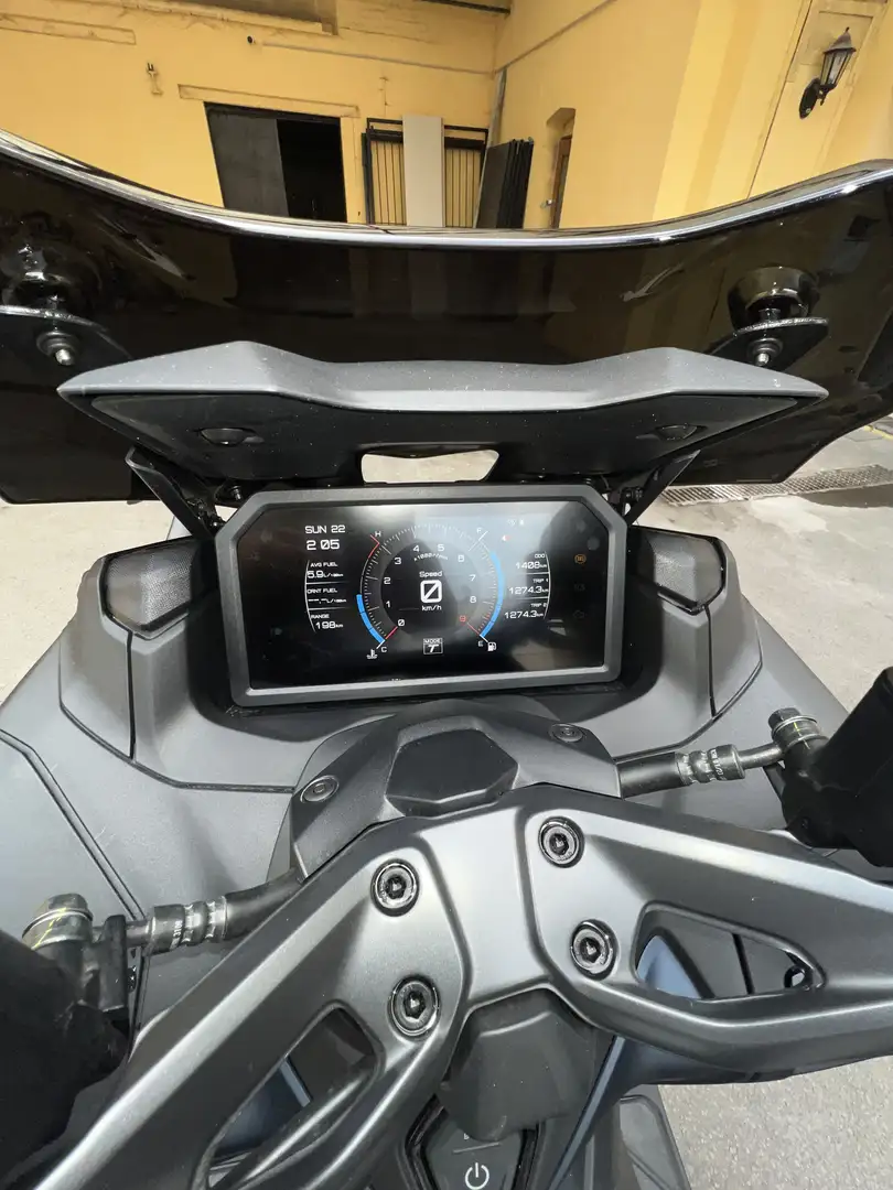 Yamaha TMAX 560 - 2