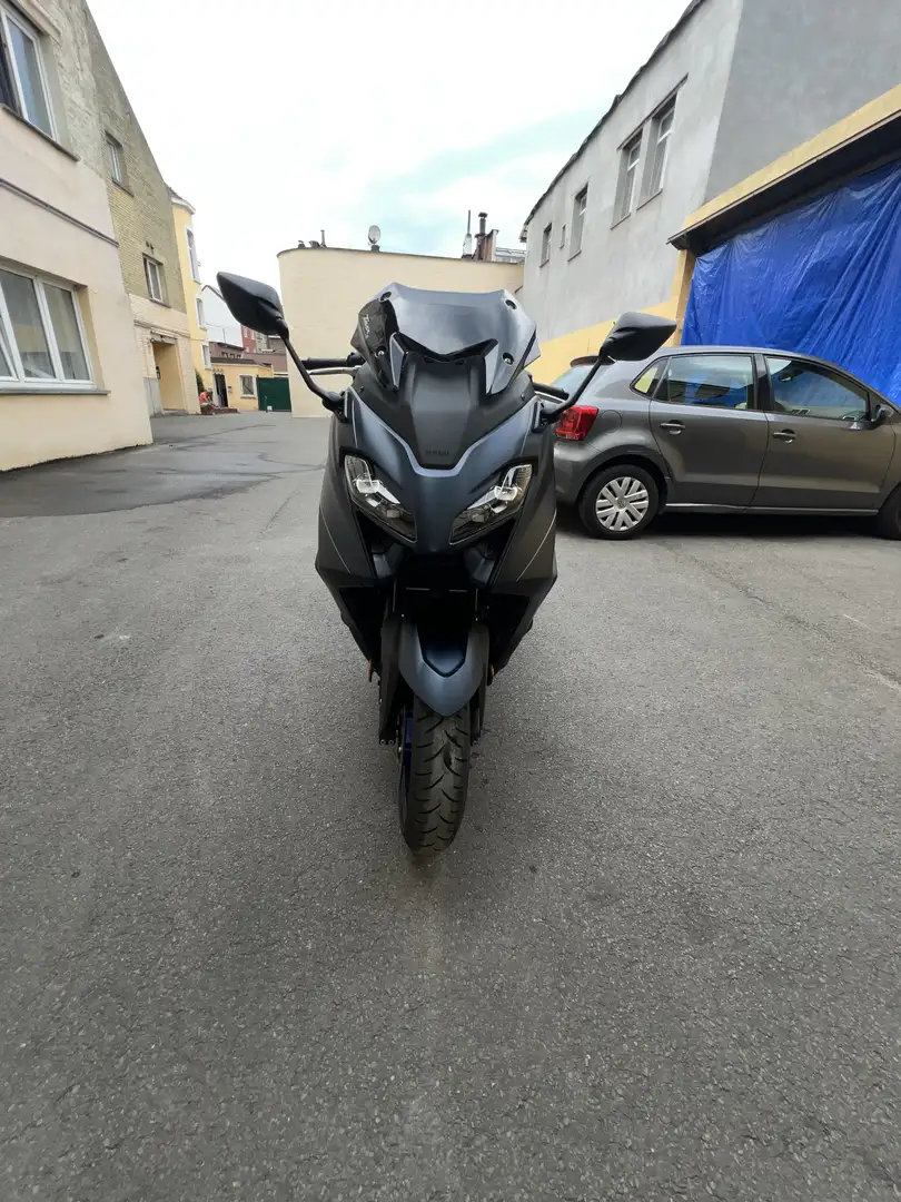 Yamaha TMAX 560 - 1