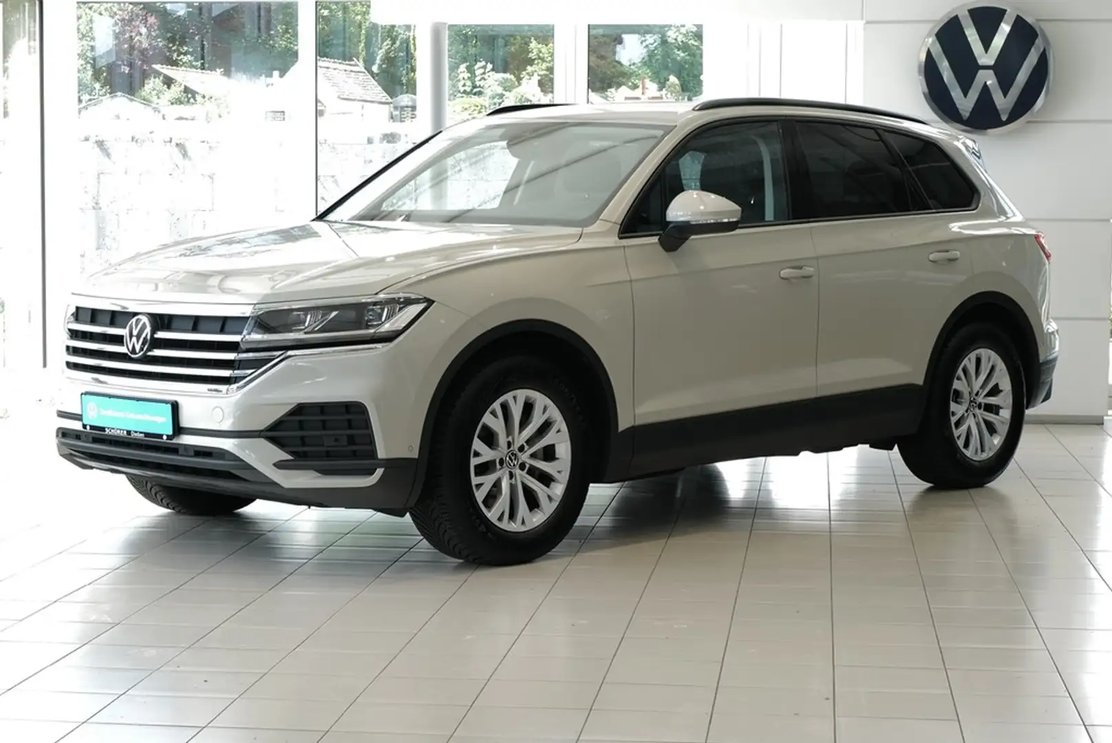 Volkswagen Touareg 3.0TDI 4Motion Luft AHK RKam Leder Beige - 2