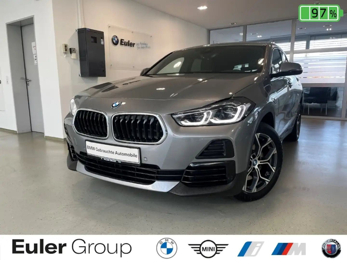 BMW X2 xDrive 25e HUD Navi Soundsystem HarmanKardon LED A Grijs - 1
