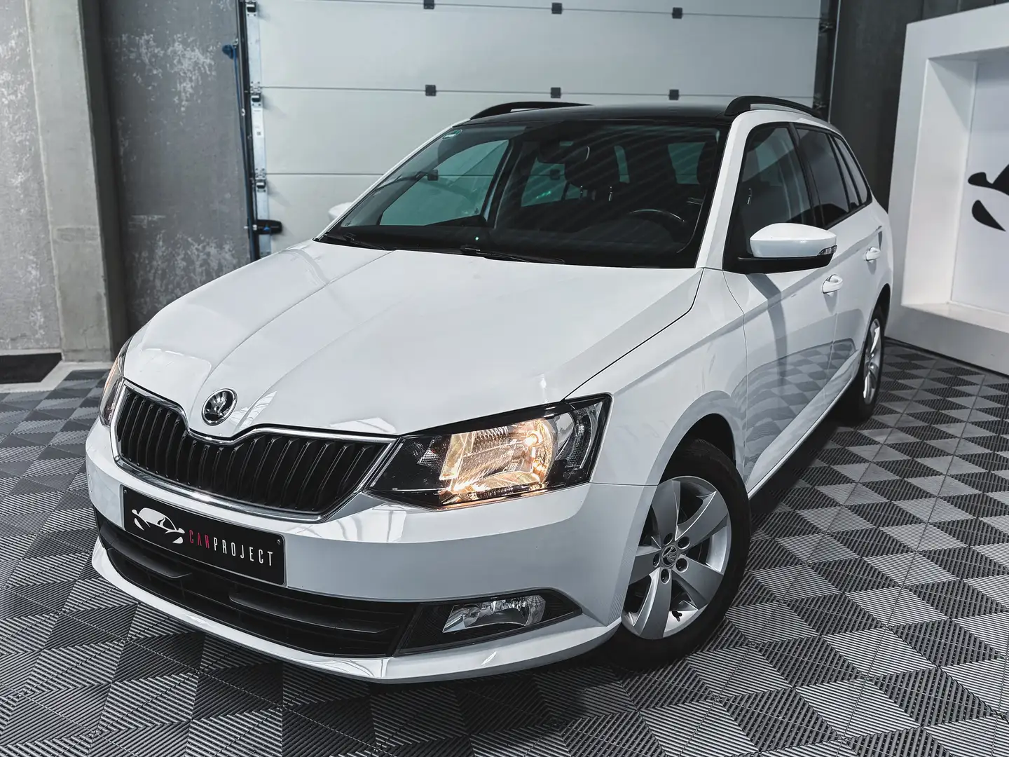 Skoda Fabia Fabia SW 1.0i, Limiteur, Clim, Capteurs Ar, Aux Blanc - 1