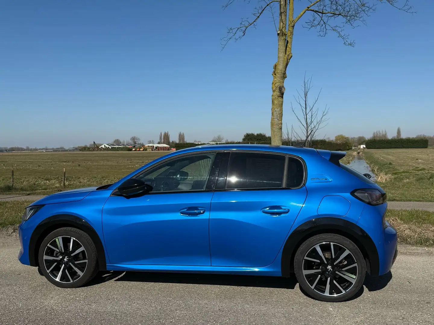 Peugeot 208 208 1.2 PureTech GT-Line Blauw - 1