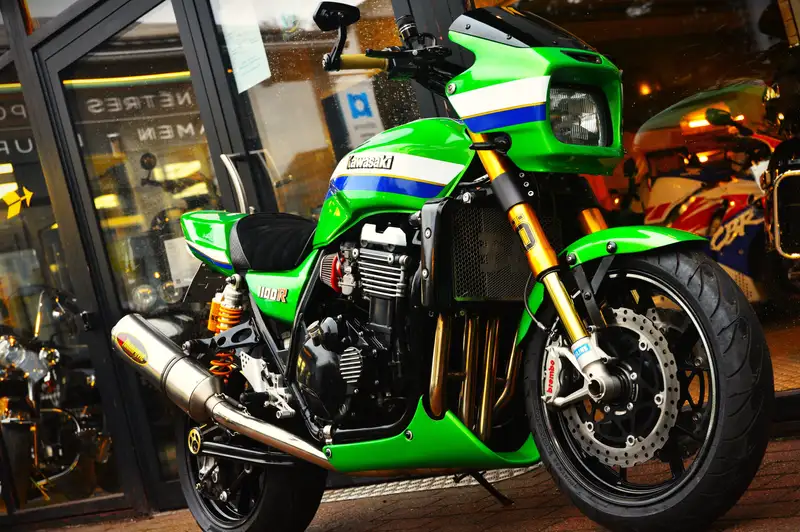 Kawasaki ZRX 1100 - foto 5