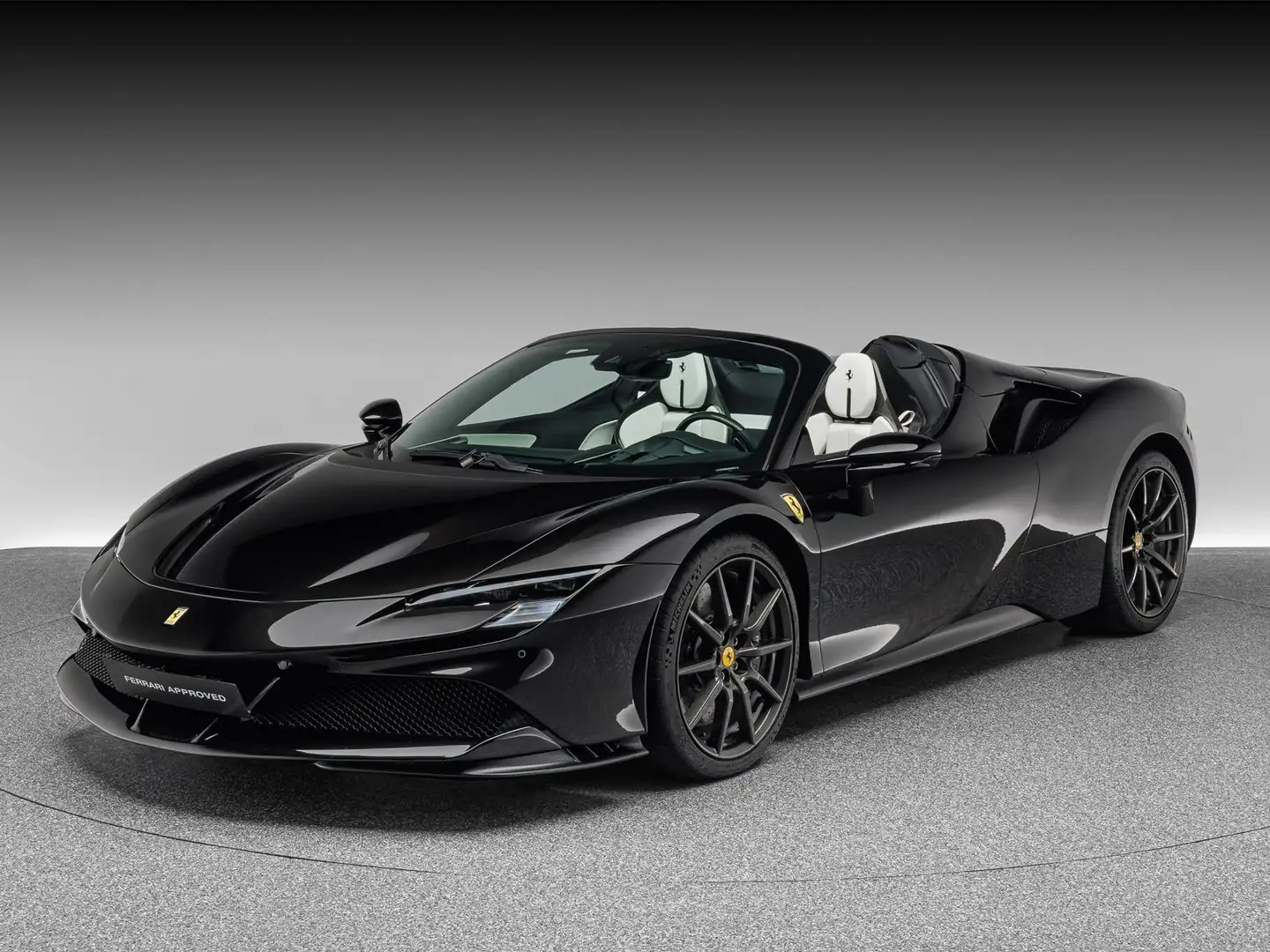 Ferrari SF90 Spider Noir - 1