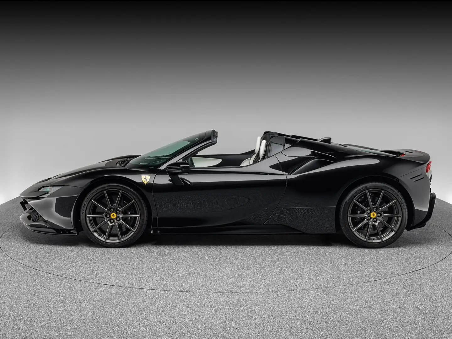 Ferrari SF90 Spider Noir - 2