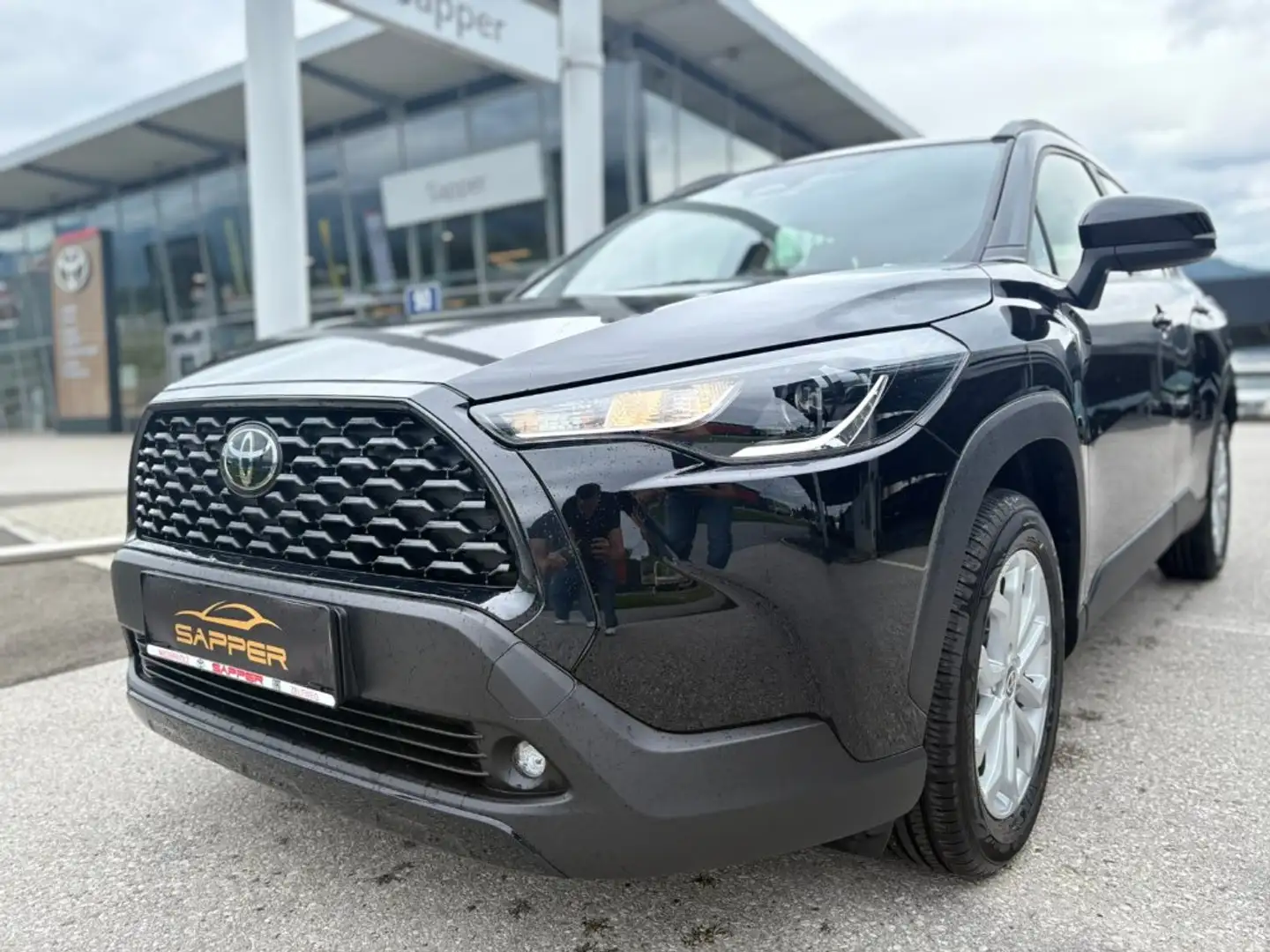 Toyota Corolla Cross 1,8 Hybrid Active 2WD Nero - 2