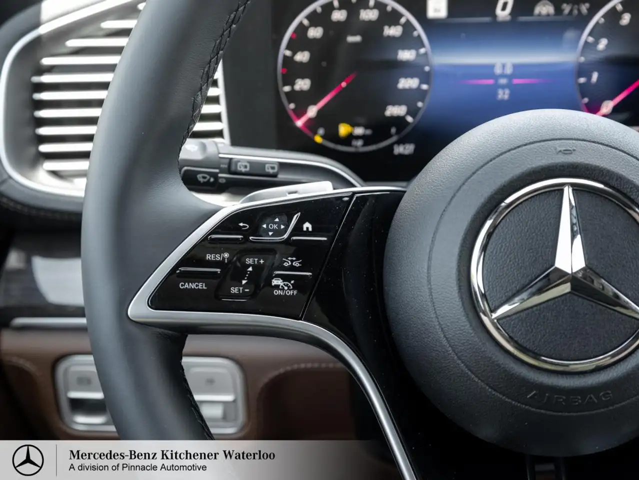 Mercedes-Benz GLE снимка Mercedes-Benz GLE