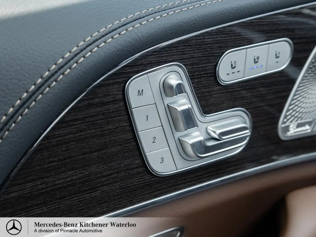 Mercedes-Benz GLE снимка Mercedes-Benz GLE