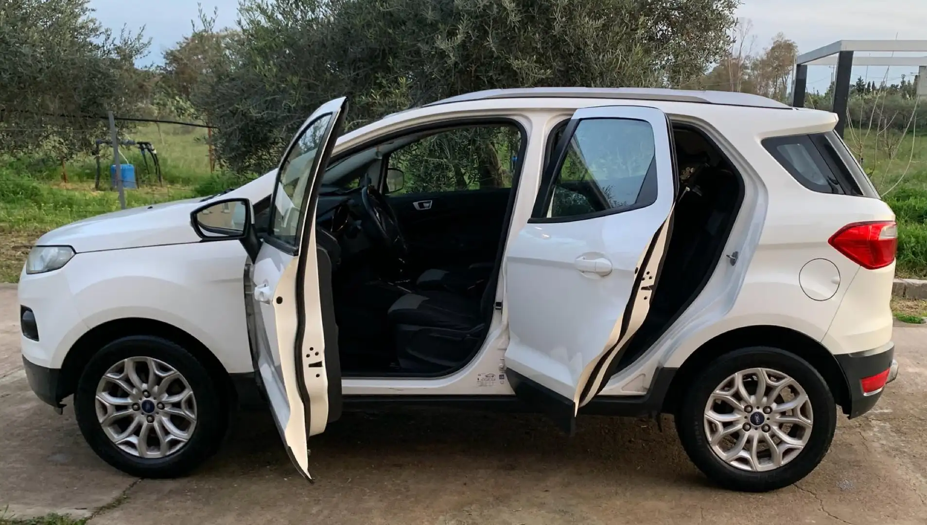 Ford EcoSport 1.5 tdci Plus 95cv E6 - 2