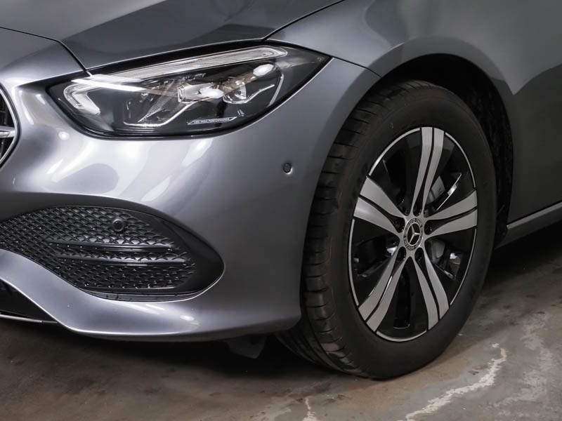 Mercedes-Benz C 300 e T-Modell mit EQ Hybrid Technologie MBUX — photo 4